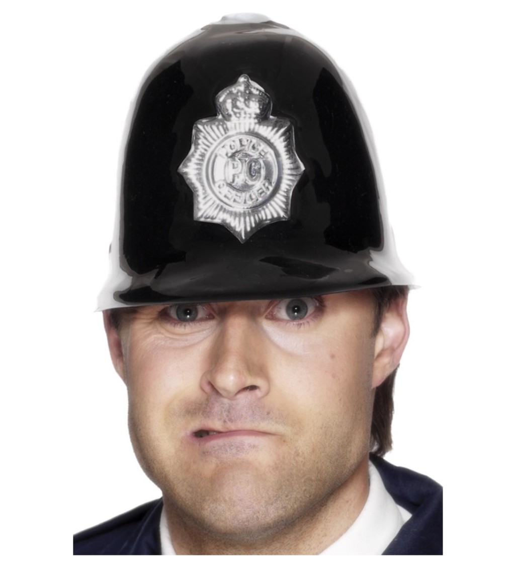Černá plastová policejní helma s odznakem